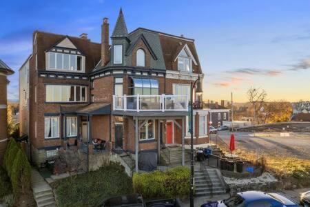 Charming Studio-Panoramic View-Your Pittsburgh Sanctuary Leilighet Eksteriør bilde
